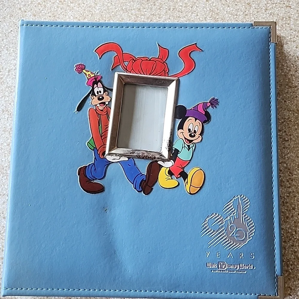 Vintage Walt Disney World 20 Year Anniversary Photograph Binder - Picture 2 of 15